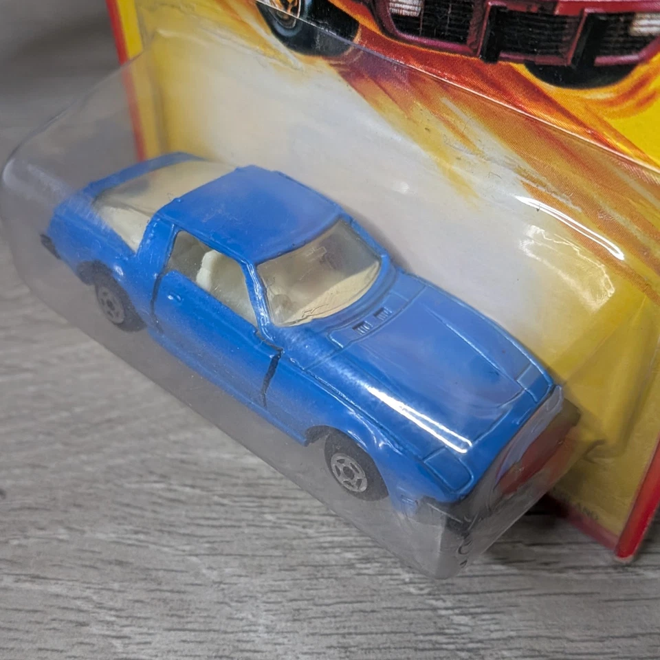 Matchbox Superfast - Mazda RX 7 (azul) - Nuevo en tarjeta usada Foto 4 de 4