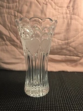 Vintage FTD Genuine Lead Crystal Ribbed Frosted Hears Vase made in France
