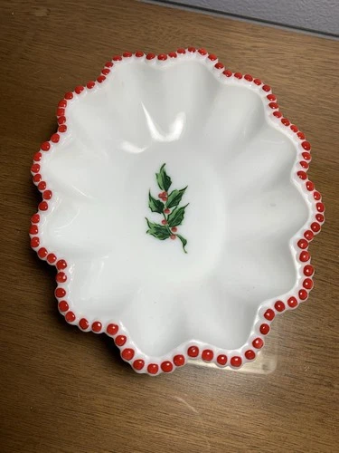 Vintage Milk Glass Westmoreland Hollie Candy Dish With Red Detail