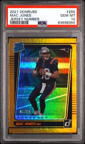 2021 Donruss Football Mac Jones Rated Rookie Jersey Number 07/10 #255 PSA GEM 10
