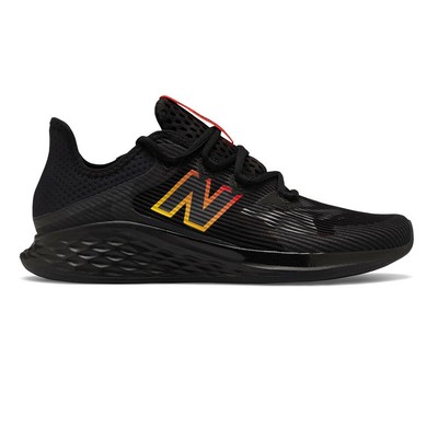 new balance running roav haze trainers in black