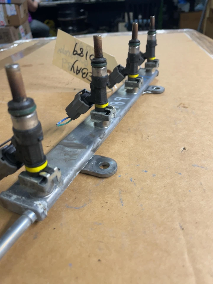 Outlander 14-20 Outlander Sport RVR 2014-2022 2,4 L riel de combustible con 4 inyectores OEM Foto 3 de 4