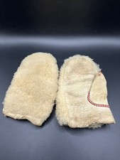 Vtg Sheep Wool Skin Children  s Primitive Winter Handmade Animal Mittens 6  x 3  