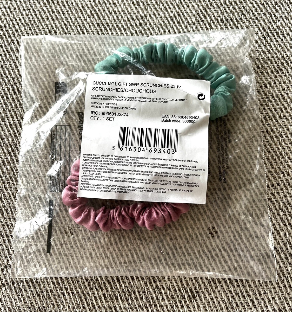 Gucci Scrunchies A Set Of Two- Brand New & Authentic | eBay display picture 2