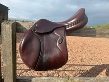 Equipe Synergy Brown Jump Saddle 17.5 Inch M+1 Good Used Condition