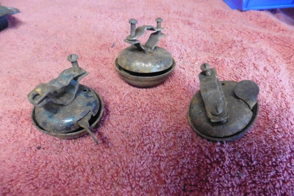 3 campanas de anillo de bicicleta antiguas oxidadas vintage triciclo niño Foto 4 de 4