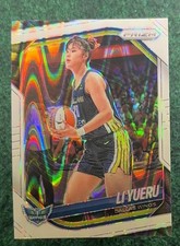 2025 Panini Prizm WNBA #28 Li Yueru White Seismic Prizms