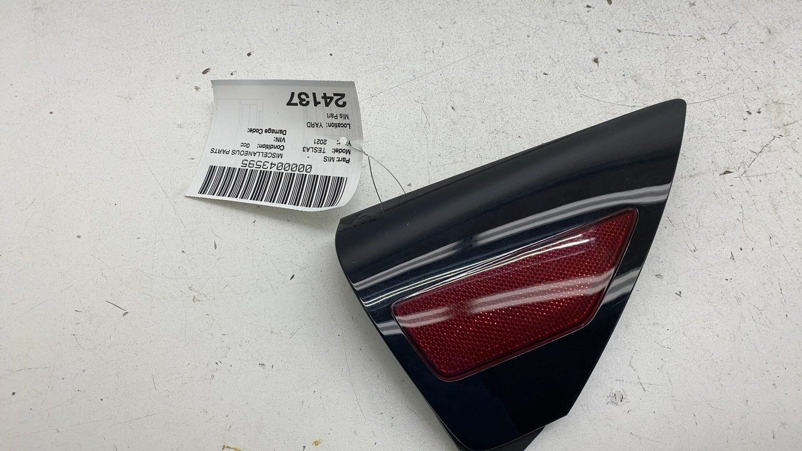 2017-2023 Tesla Model 3 Y Rear Right Taillight Charge Port Door Reflector Lens