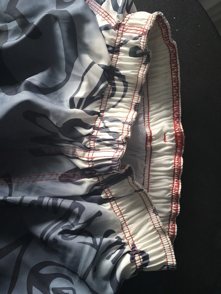 Short de Surf QuickSilver Taille M - Photo 3/4