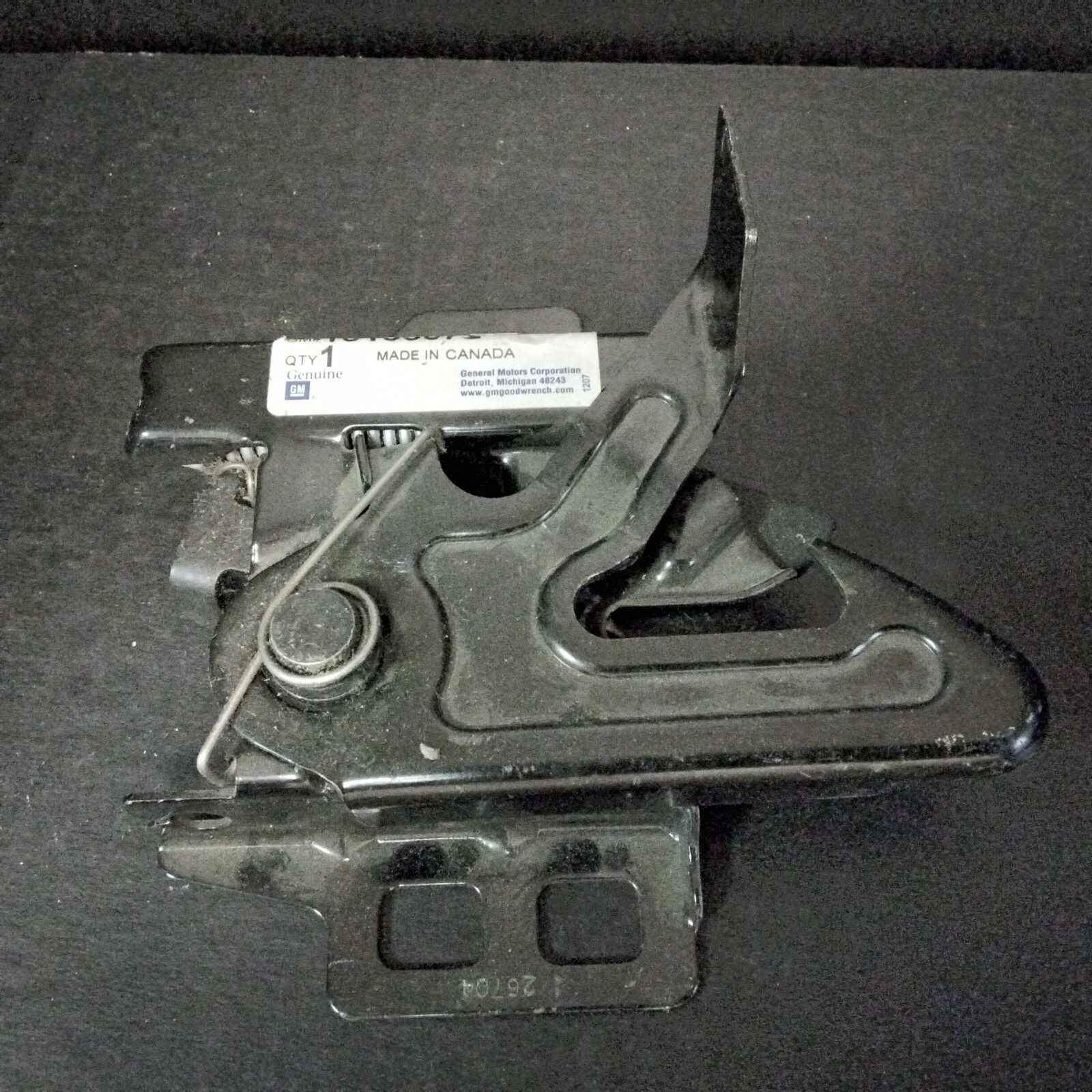 GENUINE GM# 15135072 HOOD LATCH | eBay