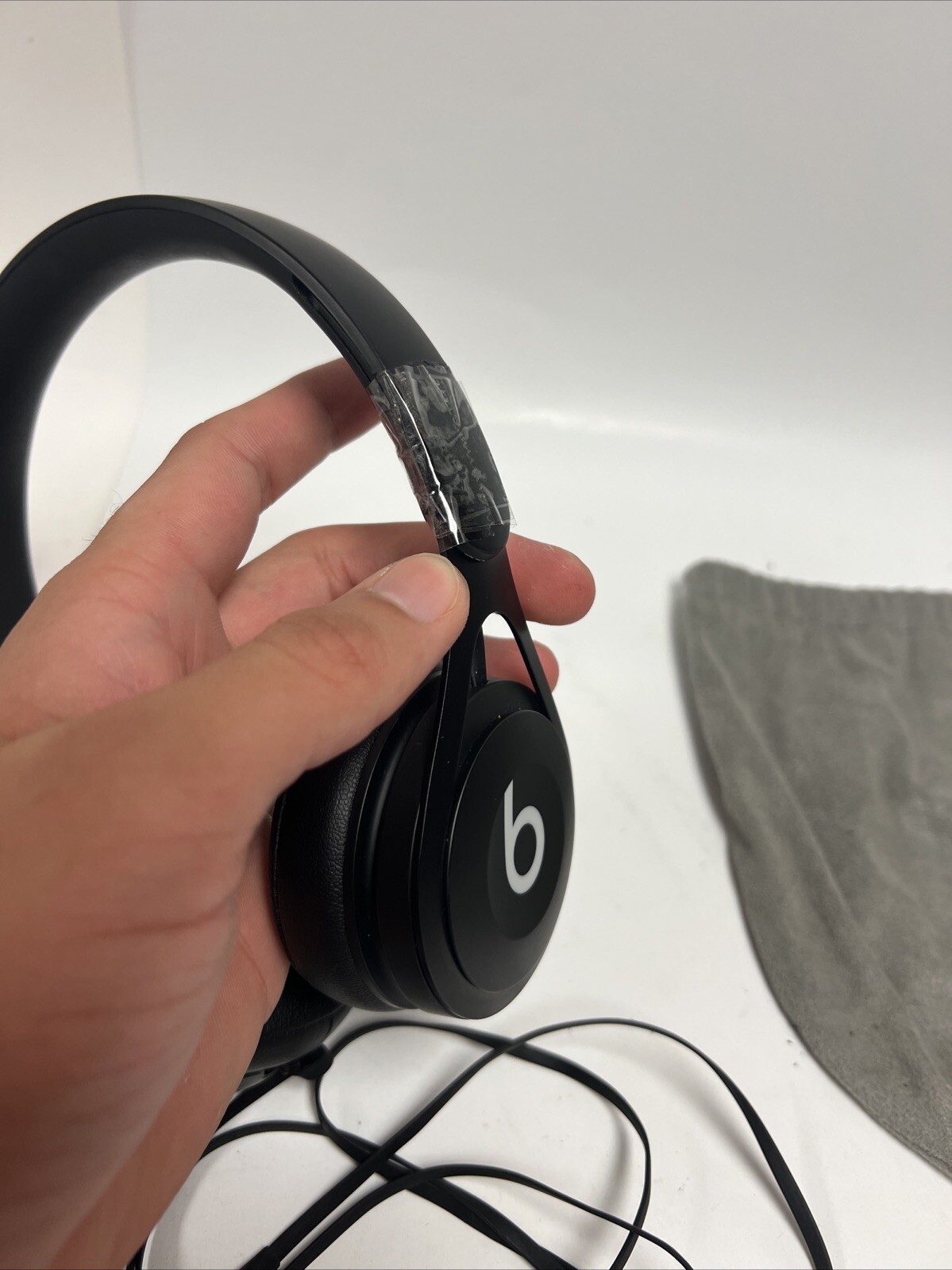 Beats by Dr. Dre EP Headphones - Black (Tested) Headband Is Not Adjustable Taped