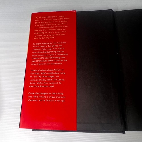 Hooking Up Essays and Fiction by Tom Wolfe Hardcover Good Condition Free Postage - Picture 3 of 14