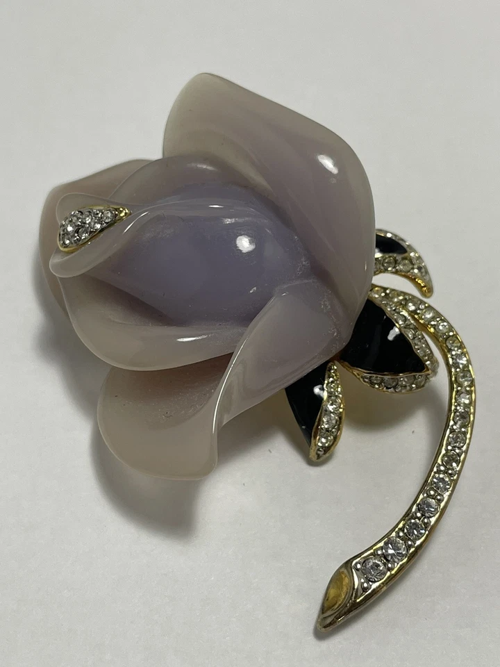 Broche/Pin Floral Lavanda Kenneth J Lane De Colección Retirado Imitación Jade Cristal Foto 2 de 4