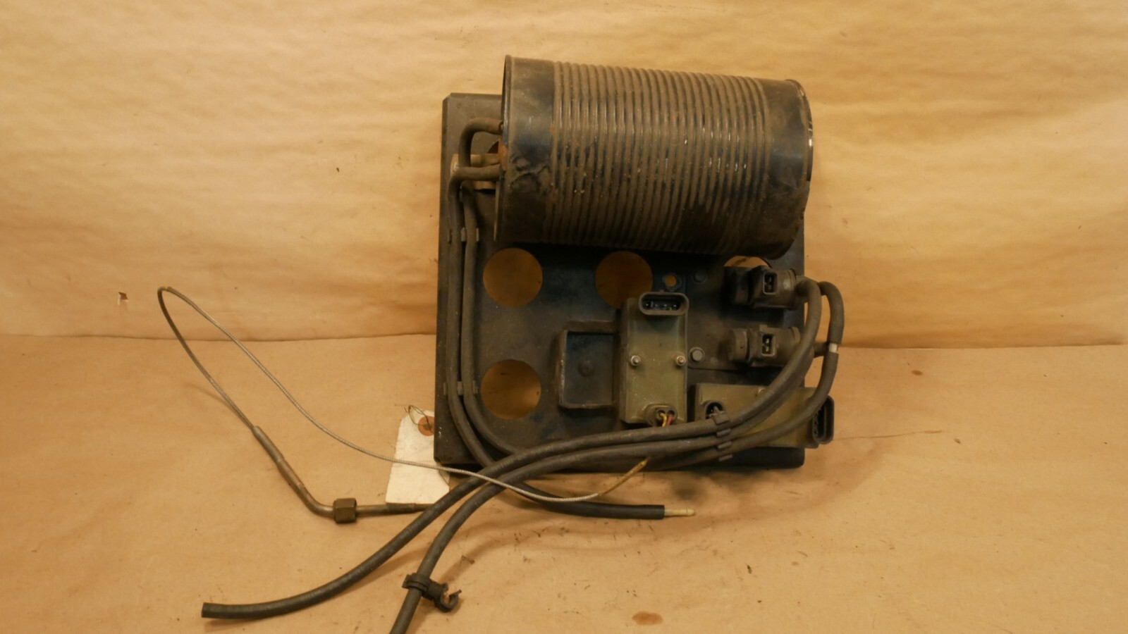 Ferrari 355  Cat Temp ECU Solenoids Tank PN 168038 179278