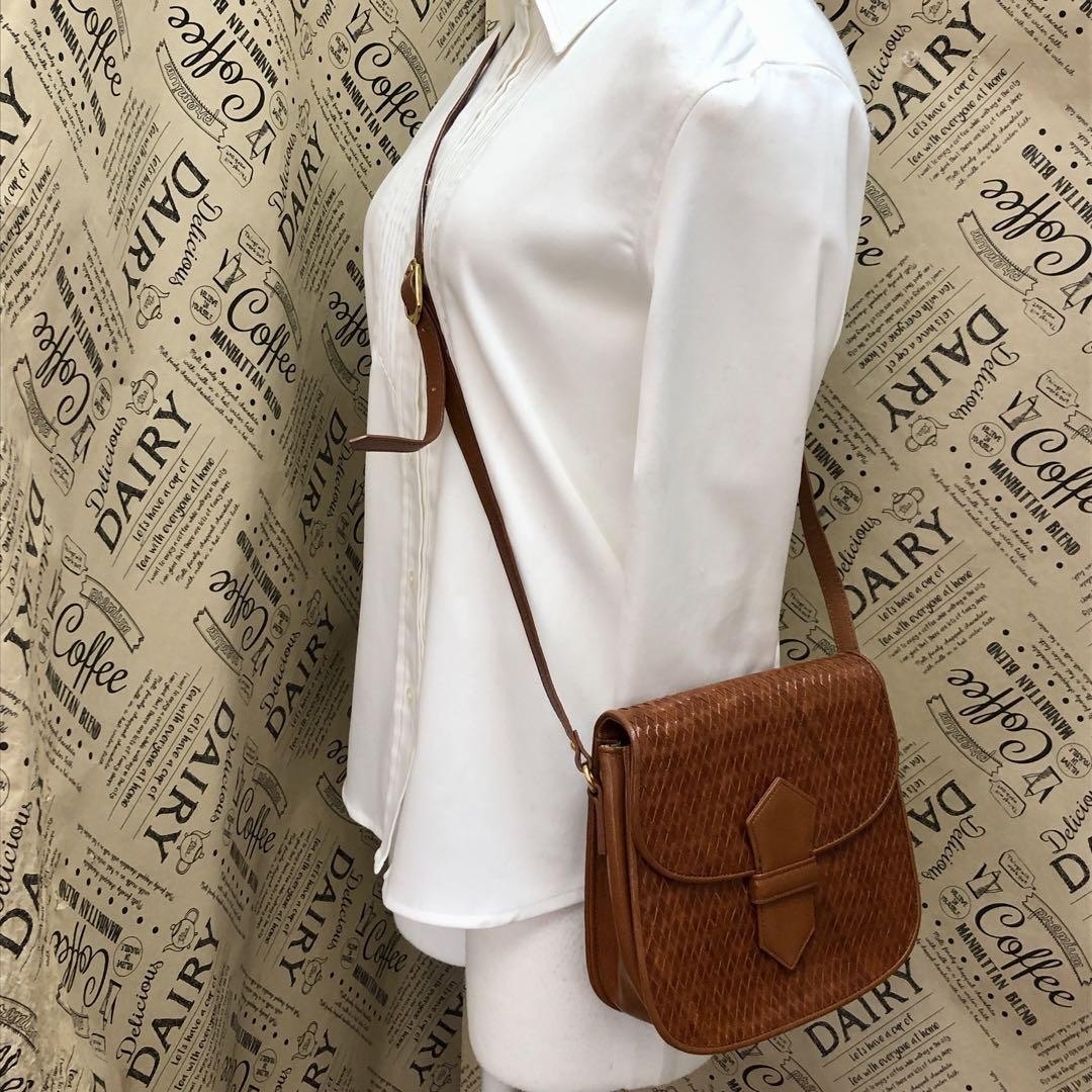 Borsa a tracolla Yves Saint Laurent YSL Cassandra pelle marrone autentica F07141210