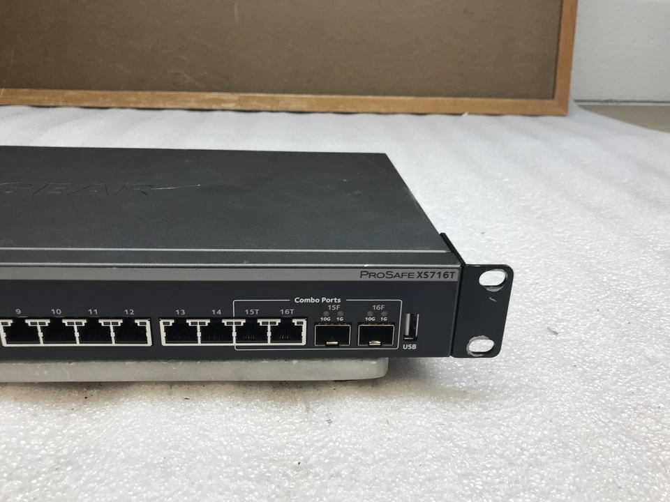 Netgear ProSafe XS716T 16-Port 10-Gigabit Smart Managed Switch w/ Rack Ears - Image 2 of 4