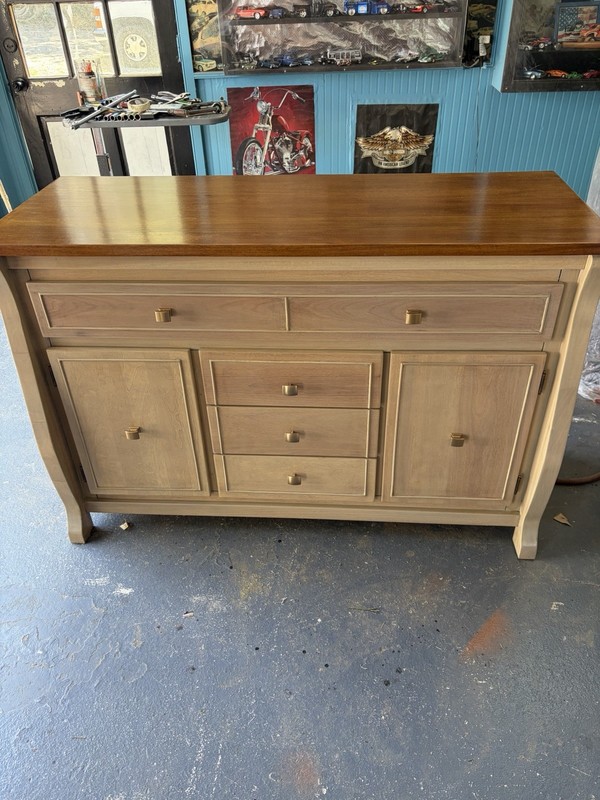 Brown/Gray Wood Dresser 4-Drawer 2-Door Freestanding 31" Tall 52x18"
