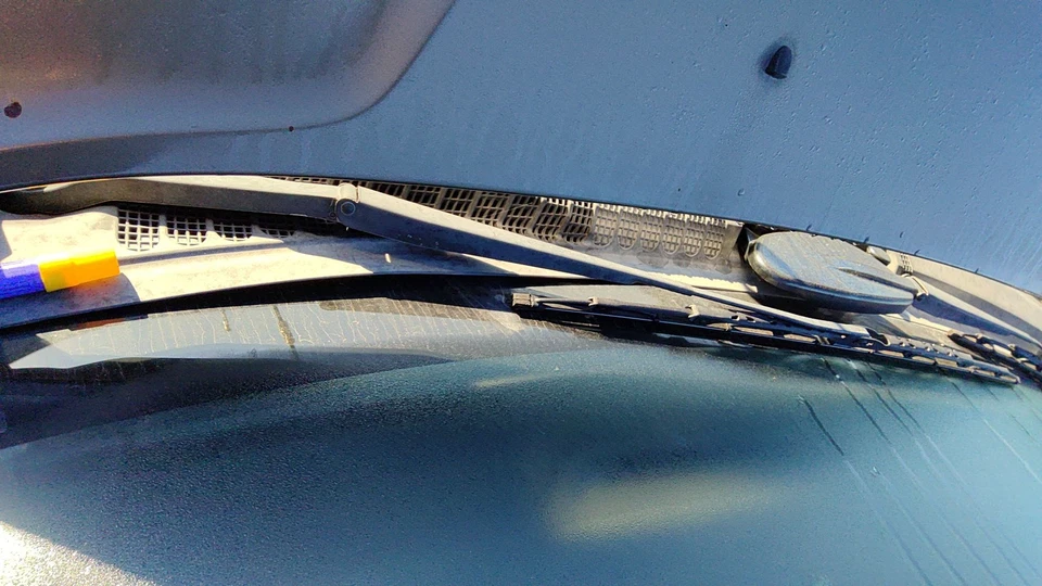 2004-2011 Mitsubishi Endeavor Driver Limpador de Pára-brisa Esquerdo Braço OEM Alavanca de Lâmina - Imagem 2 de 2