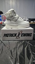 Patrick Ewing 33 Orion Strap Pre School taglia 2 bianco su bianco nuovo con scatola 