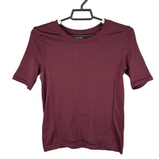 Womens Athleta Burgundy Ribbed Active Top Short Sleeve Polyester Blend Size M