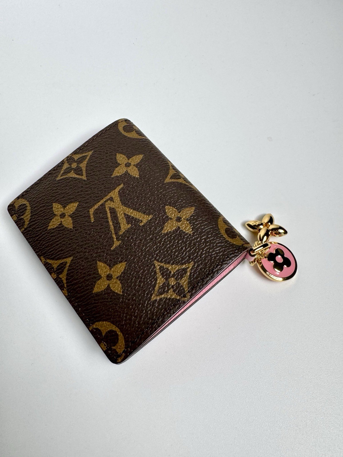 Louis Vuitton LV Charms Pocket Wallet in Cotton Candy Monogram Canvas pink