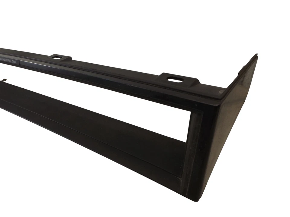 Cuadro de instrumentos Oldsmobile Delta 88 1986-1987 bisel usado 25559843 OEM Foto 2 de 4