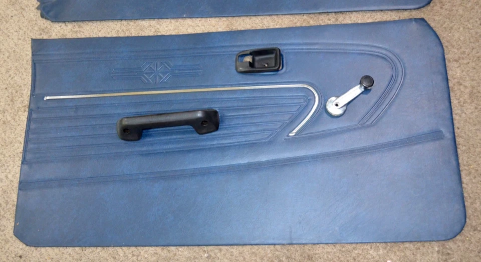 1976 1977 1978 DATSUN B210 DOOR PANELS ARMRESTS BLUE SET - Изображение 2 из 4