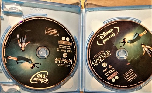 VERY GOOD - Disney Studio Ghibli Blu-Ray DVD 4 Movie Lot Kiki, Howl's, Nausicaa - Picture 4 of 11