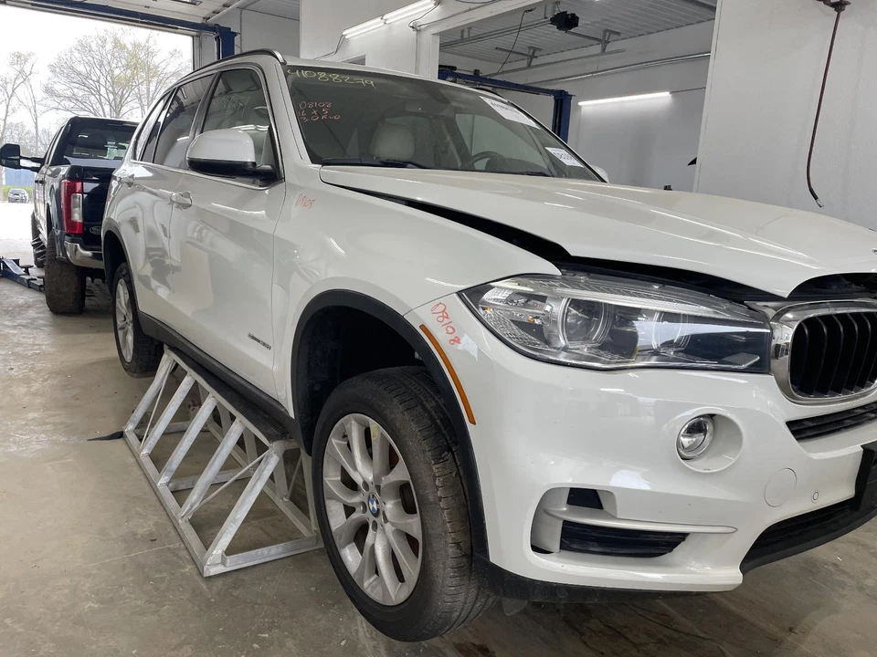 Used Front Left Seat Belt Front fits: 2016 Bmw X5 bucket driver retractor w/o ac - Imagem 4 de 4