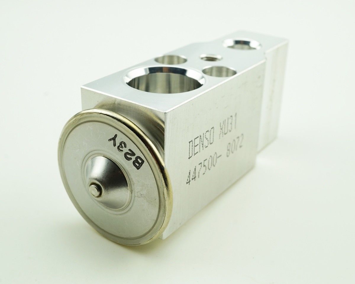 どんどん DENSO EXPANSION VALVE 447500-9220 FOR TOYOTA HILUX 2005-2010
