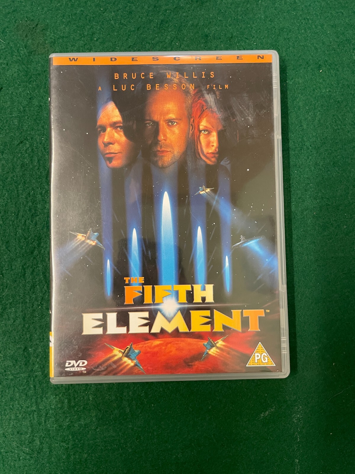 THE FIFTH ELEMENT BRUCE WILLIS LUC BESSON PG DVD