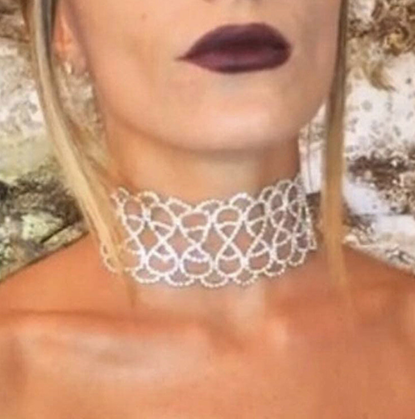 Sparkling crystal rhinestone statement choker col… - image 1