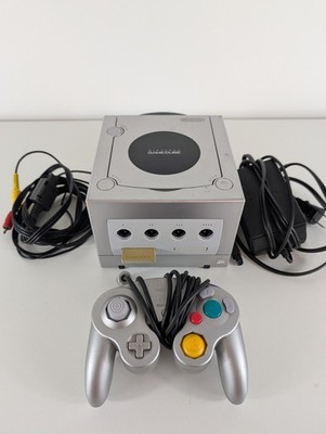 Nintendo GameCube Platinum Silver Console w/Cords-Controller-Memory Card -Tested