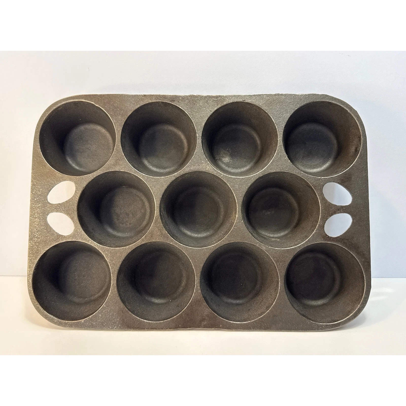 Vintage W.K.M Cast Iron Muffin Popover Pan- 11 Forms