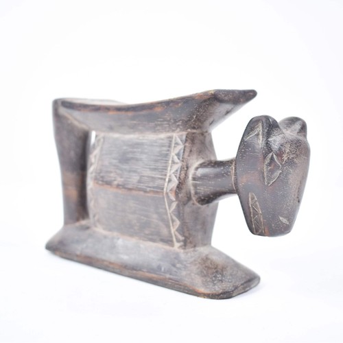 Baule Headrest Côte d'Ivoire - Picture 4 of 13