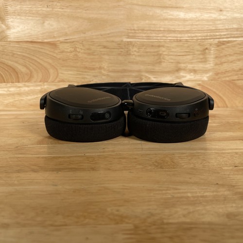 SteelSeries Arctis 3 Black All-Platform Noise Cancelling Over Ear Gaming Headset - Picture 3 of 4