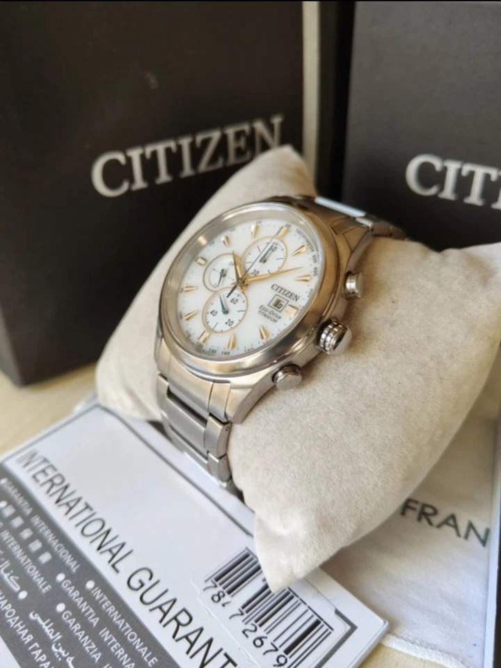Citizen - Solar Super Titanium - Imagen 3 de 4