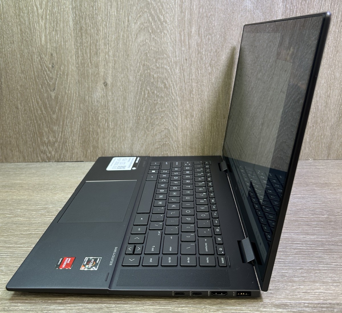 HP Envy x360 15-ey0xxx 15.6