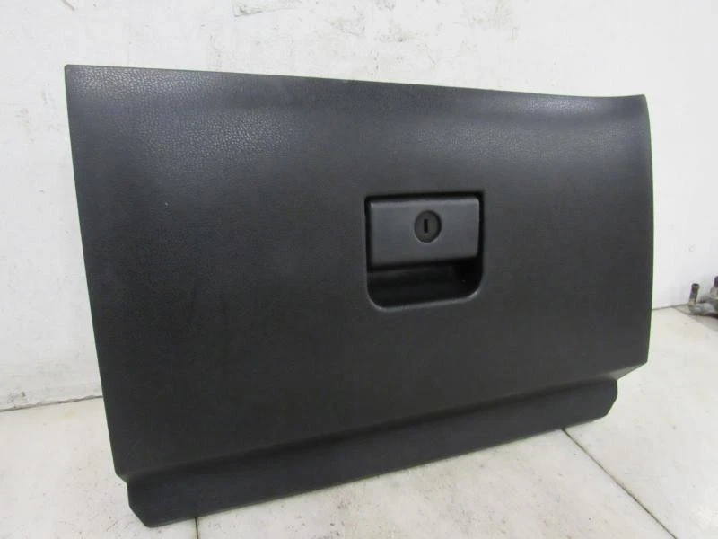 GUANTERA NISSAN 370Z 2009 Foto 2 de 3