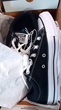 Converse Chuck Taylor All Star Low Top Canvas Sneakers Black/White M 5.5 W 7.5
