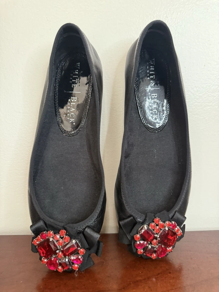 Черные кожаные туфли на плоской подошве White House Black Market с красными драгоценными камнями размер 8 - Изображение 3 из 4