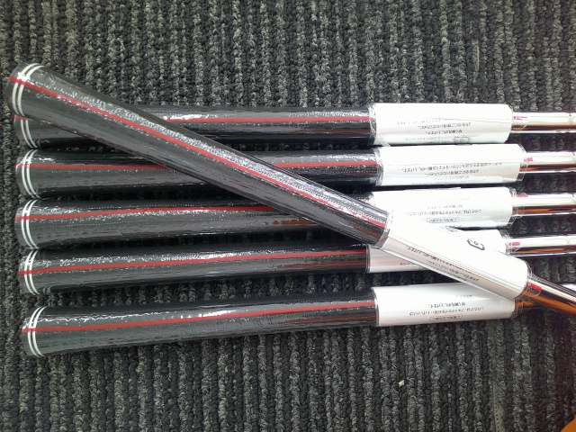 Dunlop Srixon ZXi5 ZXi7 Combo Iron set 5-9 P Dynamic Gold Dunlop Srixon ZXi5 ZXi7 Combo Iron set 5-9 P Dynamic Gold