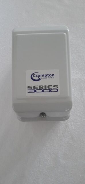 Crompton 174mm x 104mm x 134mm Metal Contactor Enclosure DIN Rail IP55