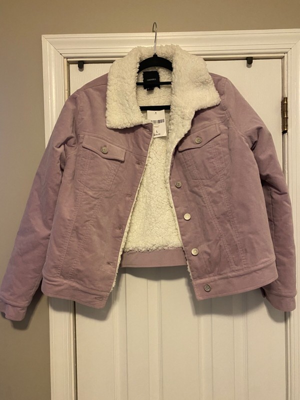 Forever 21 Women's Lavendar Jacket w/Sherpa material on collar/insides (L) NWT