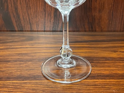 Set of 3 Villeroy & Boch LUCIA 6 5/8” White Wine Glasses - Picture 3 of 10