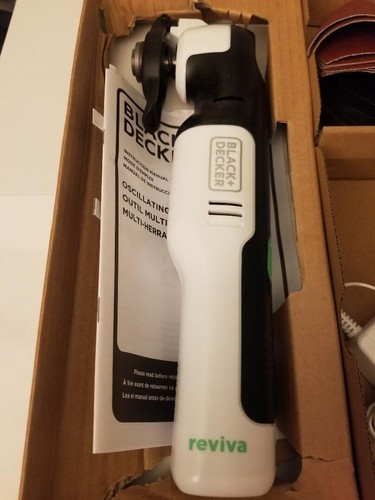 BLACK+DECKER 12-volt Cordless 1-speed 13 -Piece Oscillating Multi-Tool - Picture 3 of 5