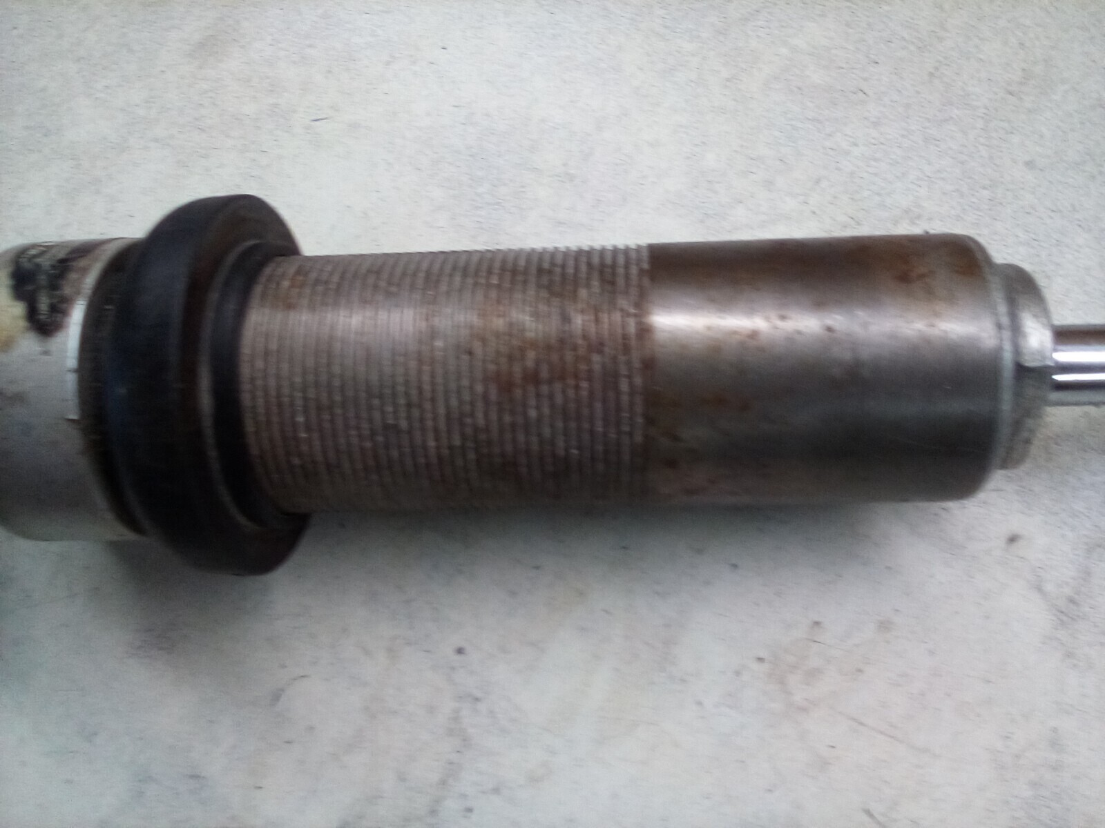 2003 2004 2005 Arctic Cat Firecat Sabercat Center Rear Suspension