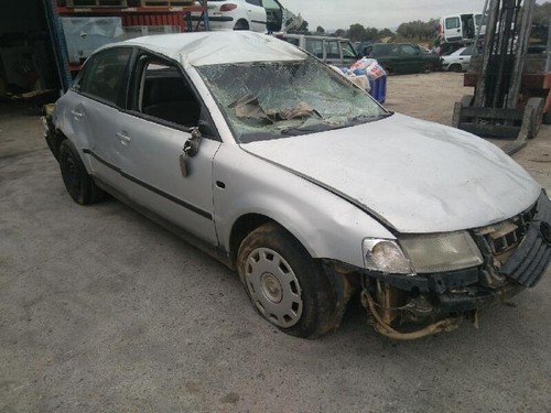 ✅✅✅ AJN pare-brise pour VOLKSWAGEN PASSAT BERLINA (3B2) COMFORTLINE 1998 208088 - Picture 12 of 24