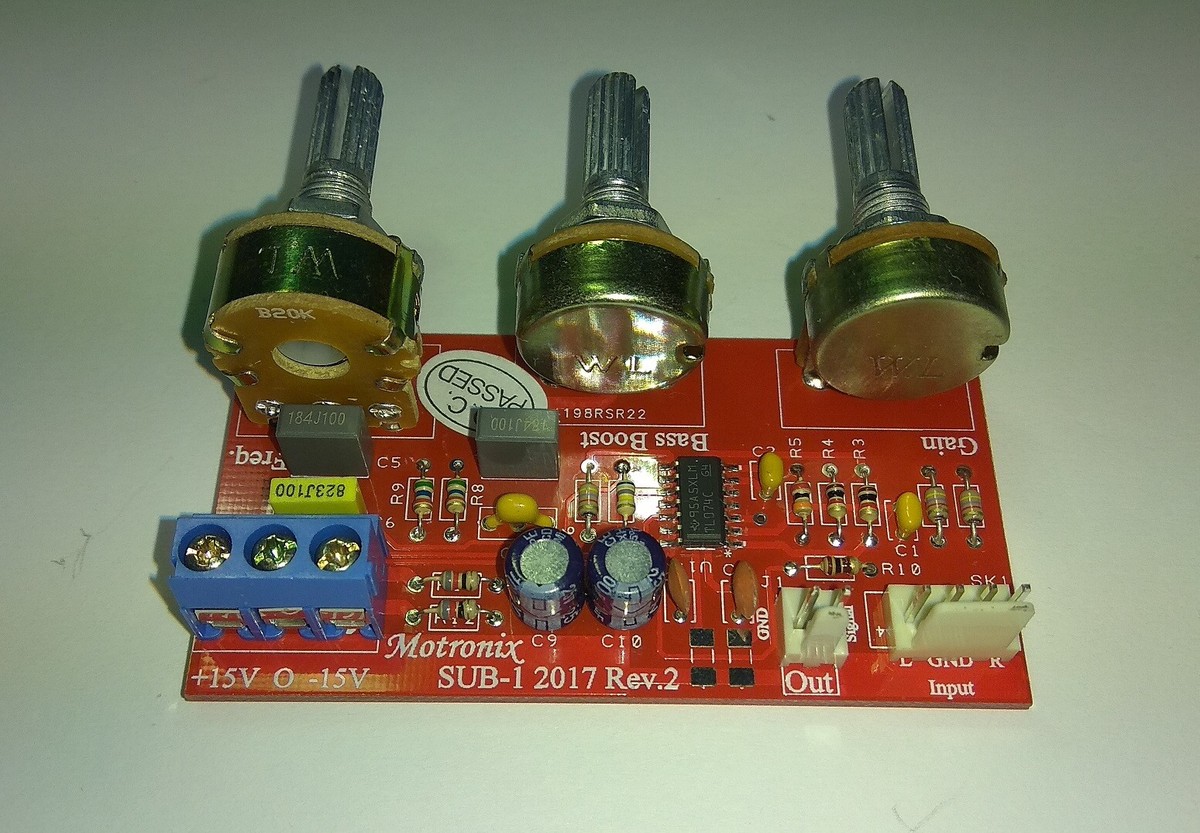 LOW PASS FILTER MODEL FL-1000　(USED) LOW PASS FILTER MODEL FL-1000 (USED)