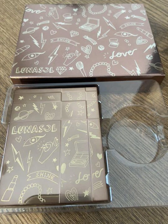 Edición Limitada Lunasol Beige Foto 3 de 4